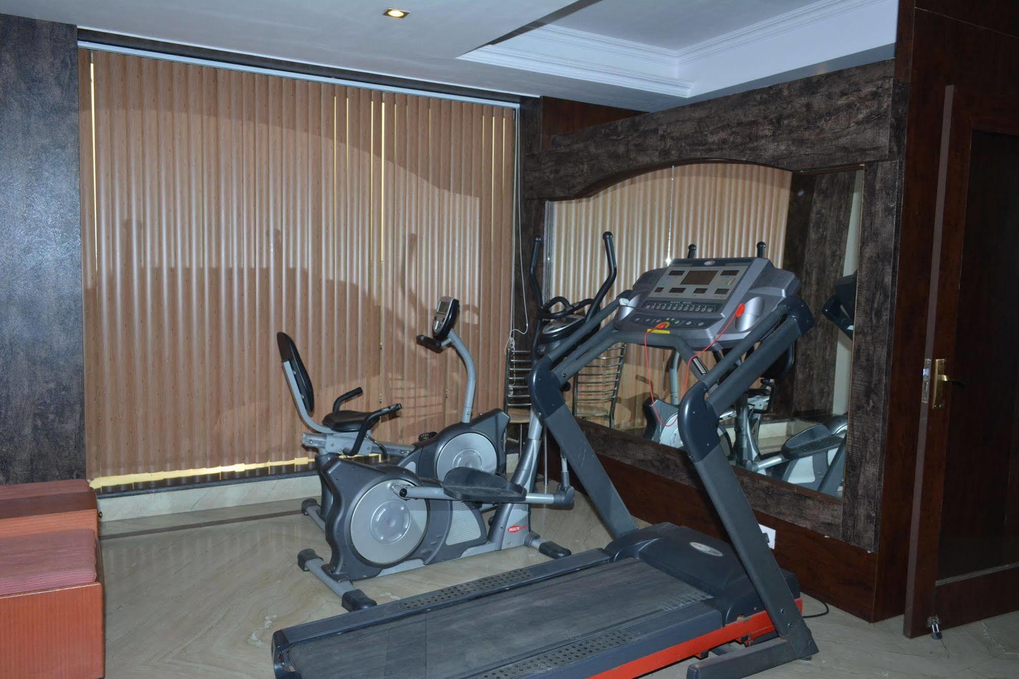 Airport Hotel Vishal Residency Nowe Delhi Zewnętrze zdjęcie