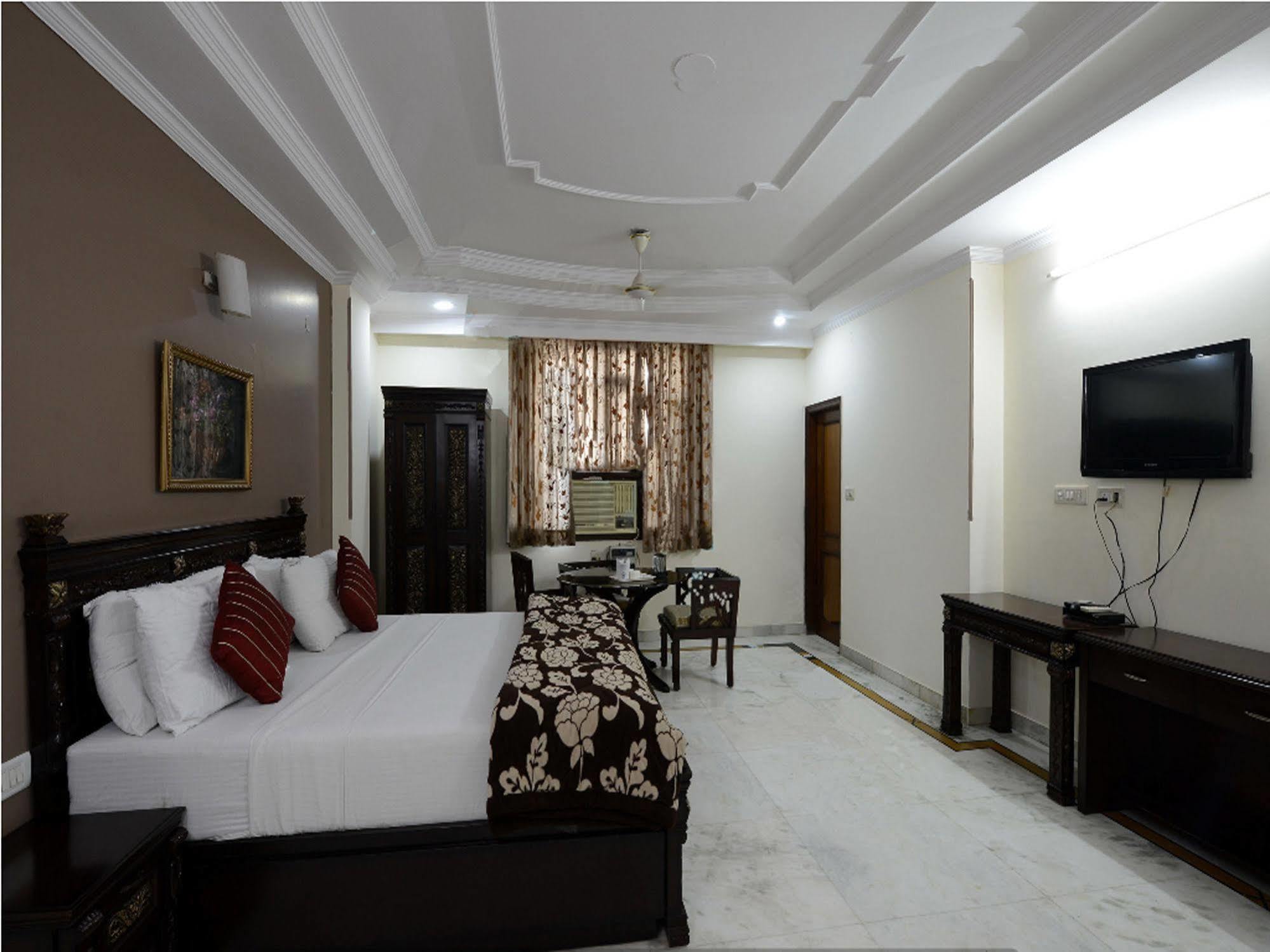Airport Hotel Vishal Residency Nowe Delhi Zewnętrze zdjęcie